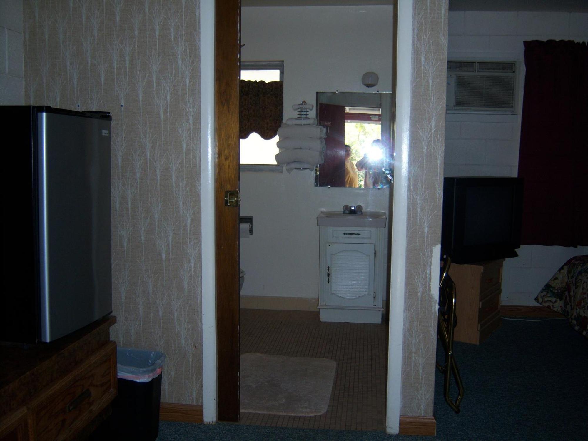 Shasta Dam Motel Λίμνη Shasta Εξωτερικό φωτογραφία
