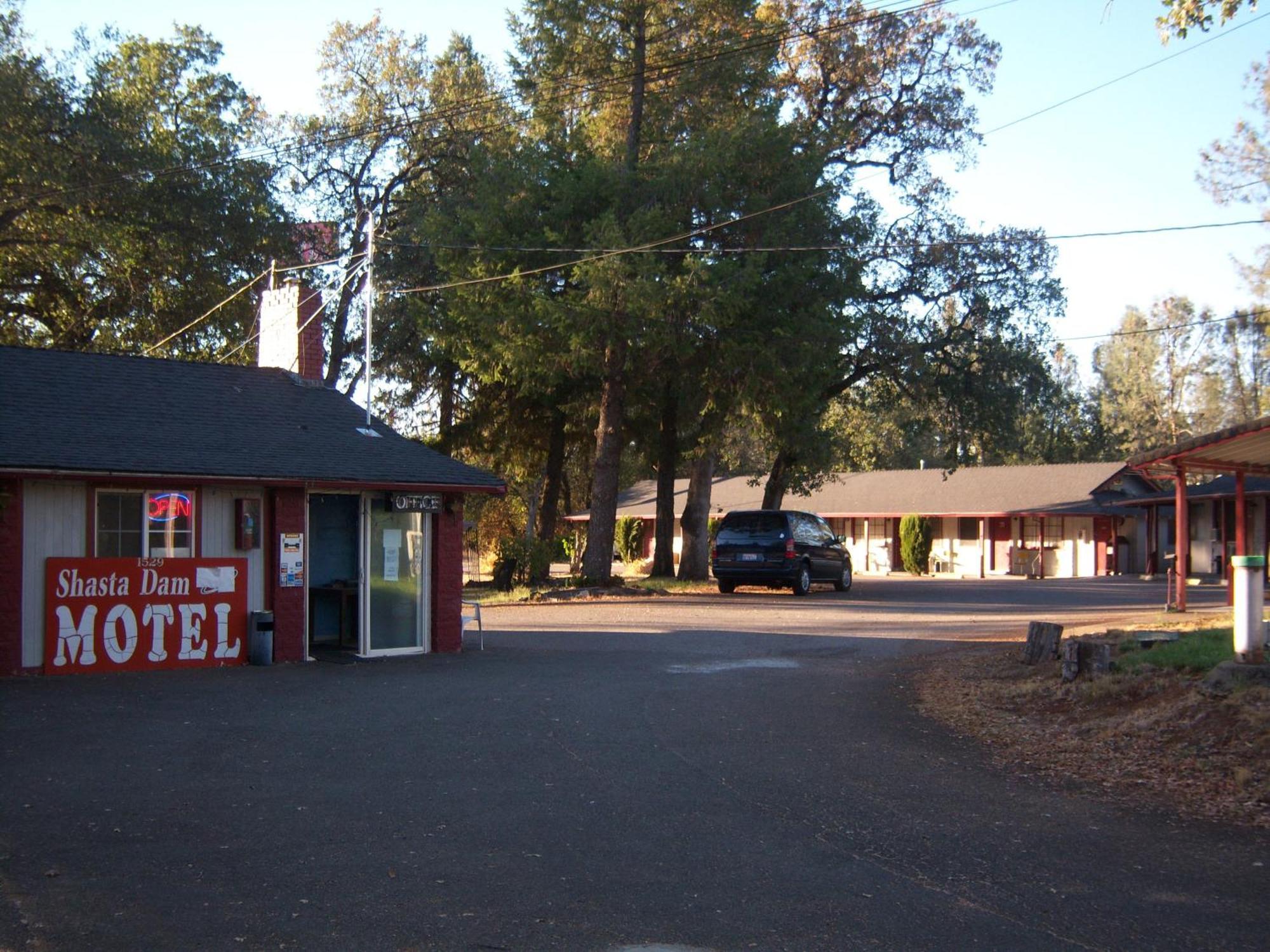 Shasta Dam Motel Λίμνη Shasta Εξωτερικό φωτογραφία